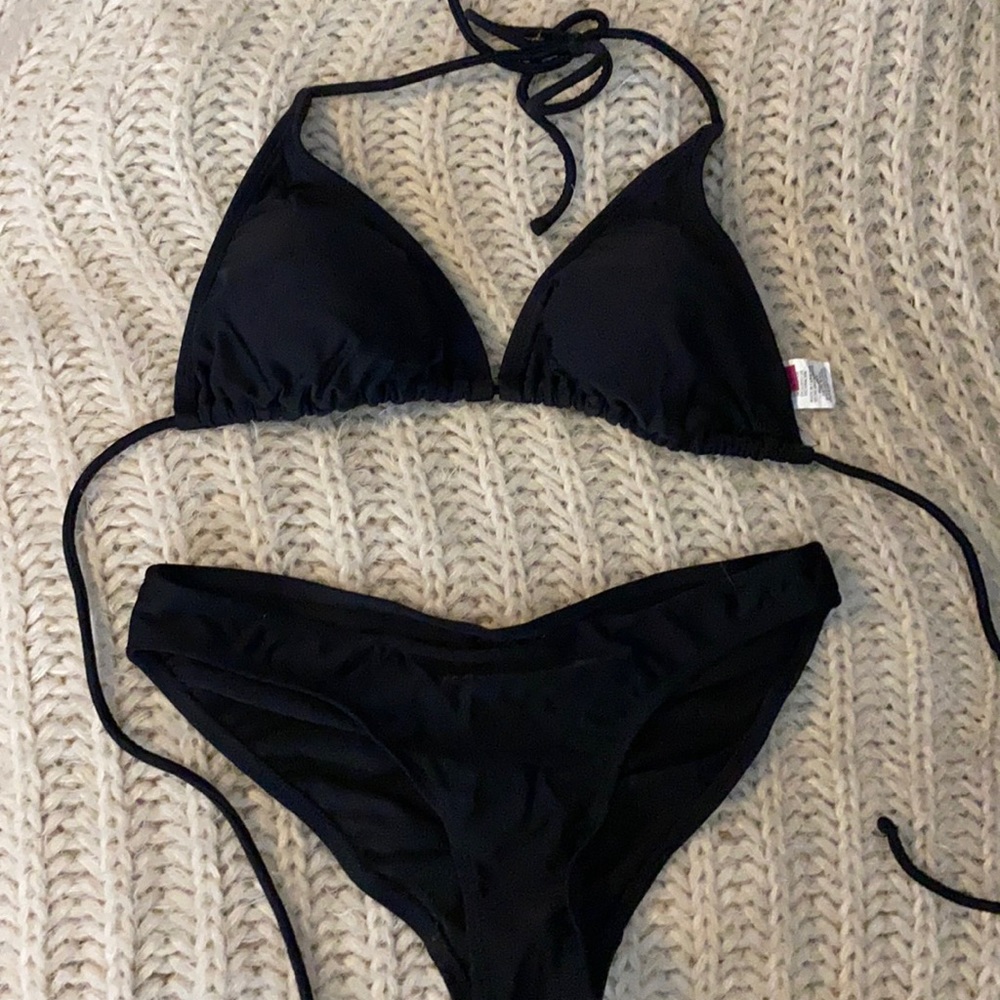 Black Bikini